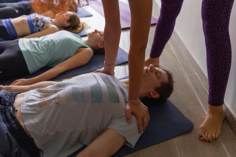 Brussels: Private Yoga, Sound Bath, or Runic Reading - Who It’s Best For