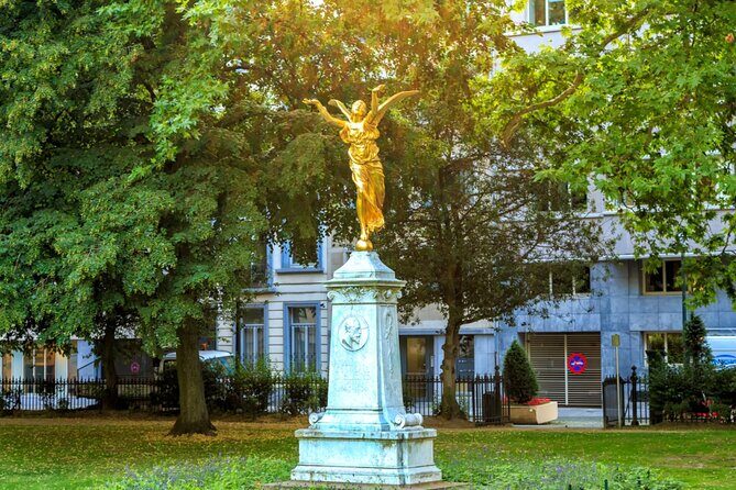 Brussels Treasure Hunt: Gold Quest Walking Adventure - What Is the Brussels Treasure Hunt: Gold Quest?