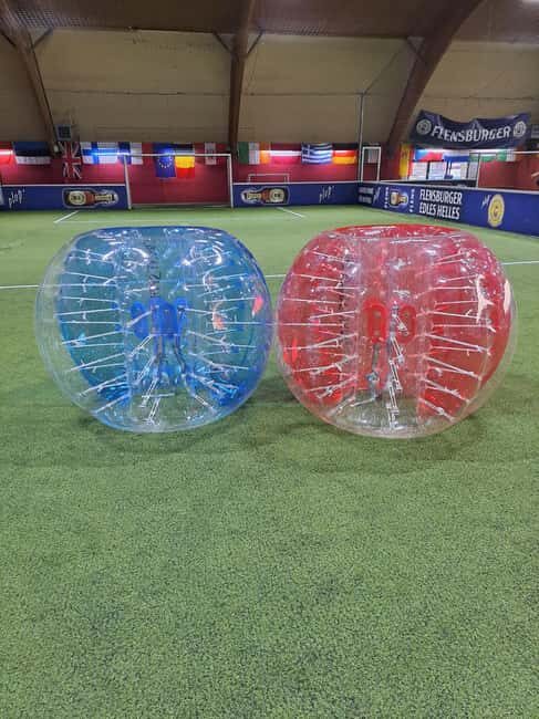 Bubble Football Hamburg near the city (indoor on artificial turf) - The experience: what to expect