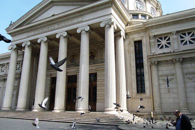 Bucarest à vélo - The Practical Side: Booking and Logistics