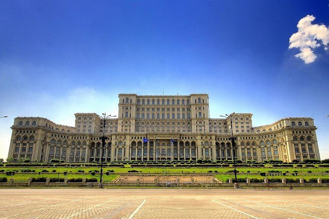 Bucharest: Communism, Revolution & City Highlights Tour - The Itinerary — What to Expect