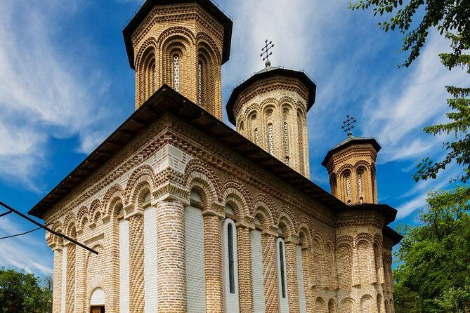 Bucharest Day Trip to Discover Dracula's Life Journey - The Experience: What Makes It Special