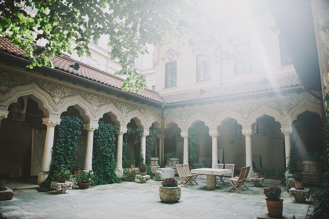 Bucharest Discovery morning tour - Stop 4: Old Town (Lipscani District)