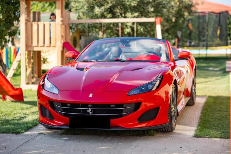 Bucharest: Ferrari Driving Experience - SHORT 10min - What’s Included