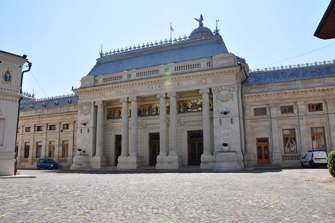 Bucharest Half a Day Bike Tour - Hanul Gabroveni: Oriental-Style Details and Old Bucharest Photos