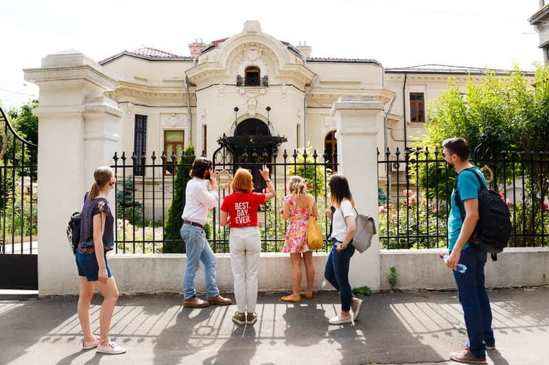 Bucharest: Hidden Markets Walking Tour with Tastings - Who Should Consider This Tour?