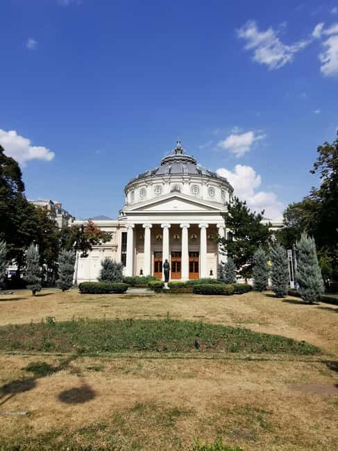 Bucharest Parliament,Village Museum,Dracula's Tomb,Mogosoaia - Who Should Consider This Tour?