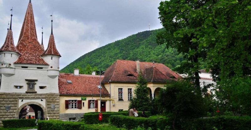 Bucharest: Peles Castle, Dracula's Castle and Brasov Tour - An Honest Look at the Tour Experience