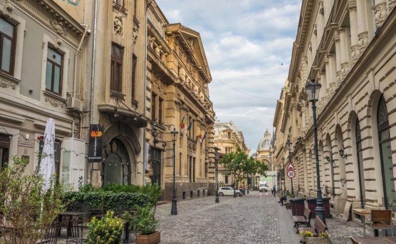 Bucharest: Private Exclusive History Tour with Local - Key Points
