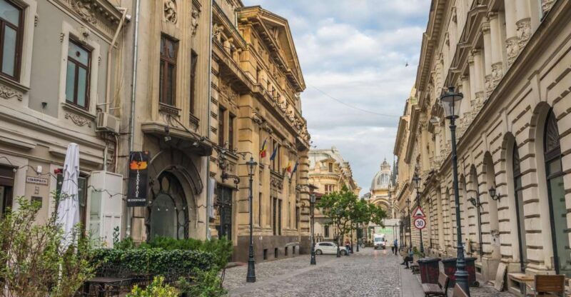 Bucharest: Private Exclusive History Tour with Local - An In-Depth Look at the Experience