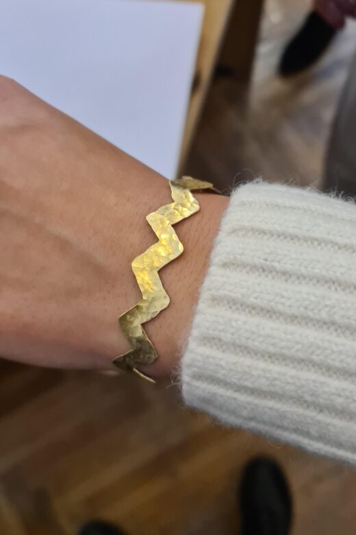 Bucharest: Real Roma Community - Crafting Workshop - Cultural Insights and Authentic Interactions