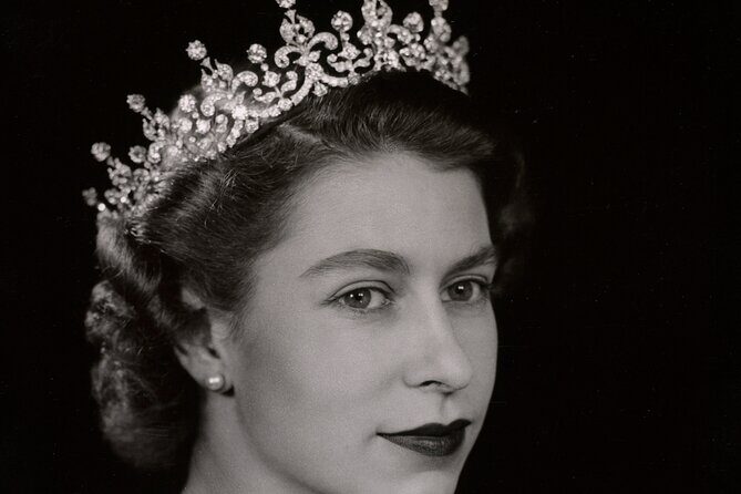 Buckingham Palace Entrance Ticket & British Royalty Guided Tour - FAQs