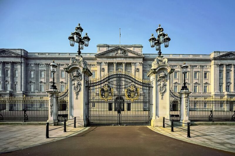 Buckingham Palace: The State Rooms Entrance Ticket - Practical Tips for Your Visit