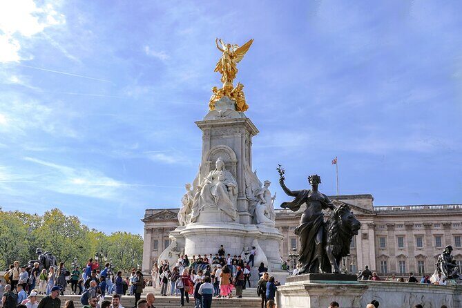Buckingham Palace: Walking Tour with Entry & Audio Guide - Key Points