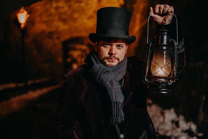 Buda Castle District Dark History, Legends and Vampire Night Tour - The Experience: Pros and Cons