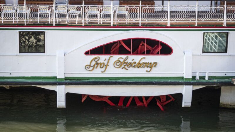 Budapest: 1 hr Sunshine Booze Cruise with Prosecco - Who Should Consider This?