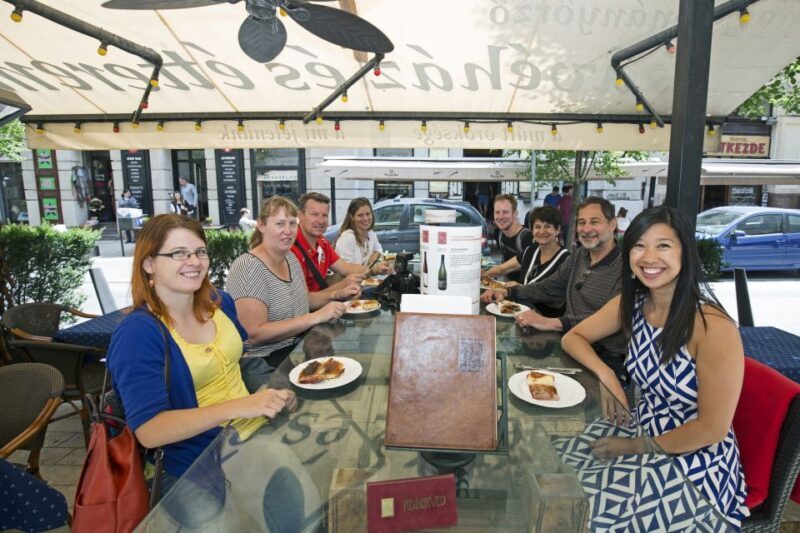 Budapest 3.5 Hour Private Walking Tour with Strudel Stop - The Coffee & Strudel Break: A Cozy Hungarian Moment