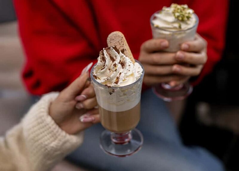 Budapest: 60-Minute Panoramic Cruise with Drink included - The Drinking Experience