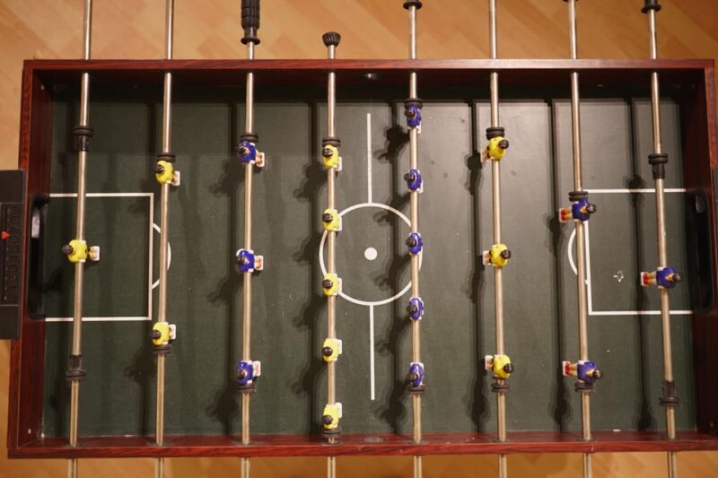 Budapest: 90s Sitcom Escape Room Adventure with Drinks - Budapest: 90s Sitcom Escape Room Adventure with Drinks — A Fun, Nostalgic Challenge