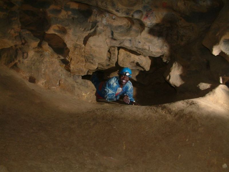 Budapest: Adventure Caving Tour with Guide - Cold cave, warm clothes: what to wear under 10°C conditions