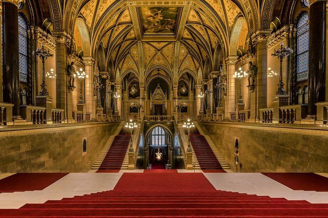 Budapest Airport Transfers: Budapest Airport BUD to Budapest City in Luxury Van - The Details of the Transfer Experience