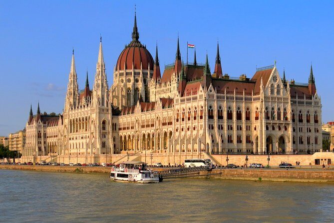 Budapest Airport Transfers: Budapest Airport BUD to Budapest City in Luxury Van - Who Should Consider This Transfer?