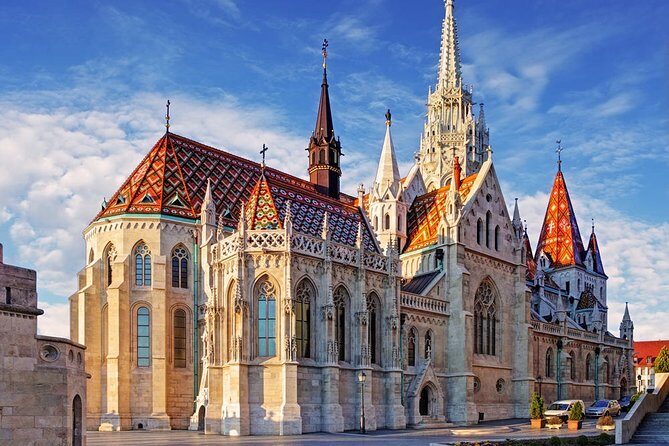 Budapest Airport Transfers: Budapest City to Budapest Airport BUD in Luxury Van - Key Points