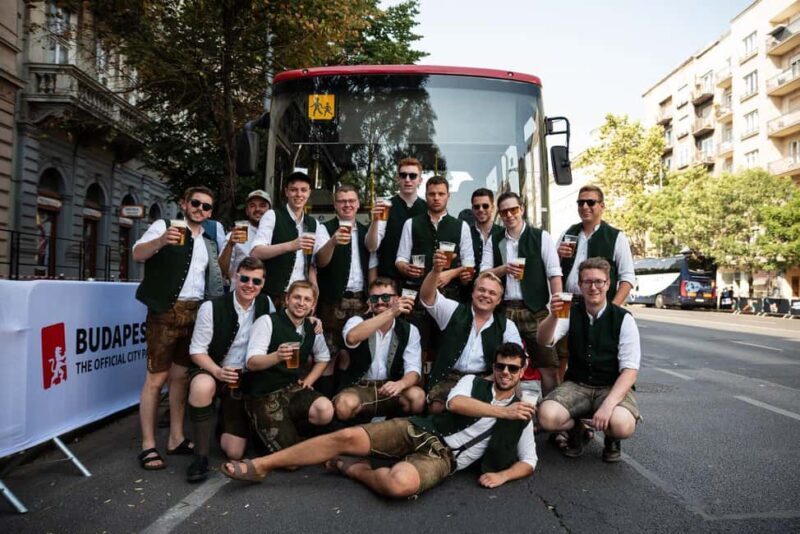 Budapest: BeerBus Sightseeing Tour with unlimited beer - Who Should Consider This Tour?