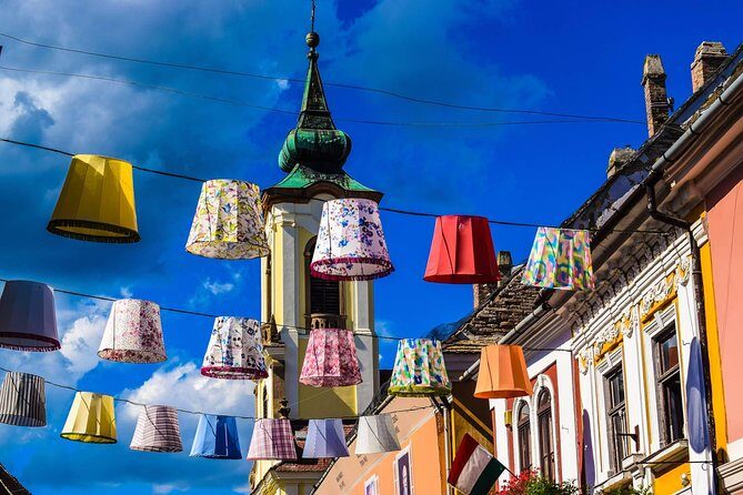 Budapest-Bratislava One-Way Sightseeing Transfer - Key Points