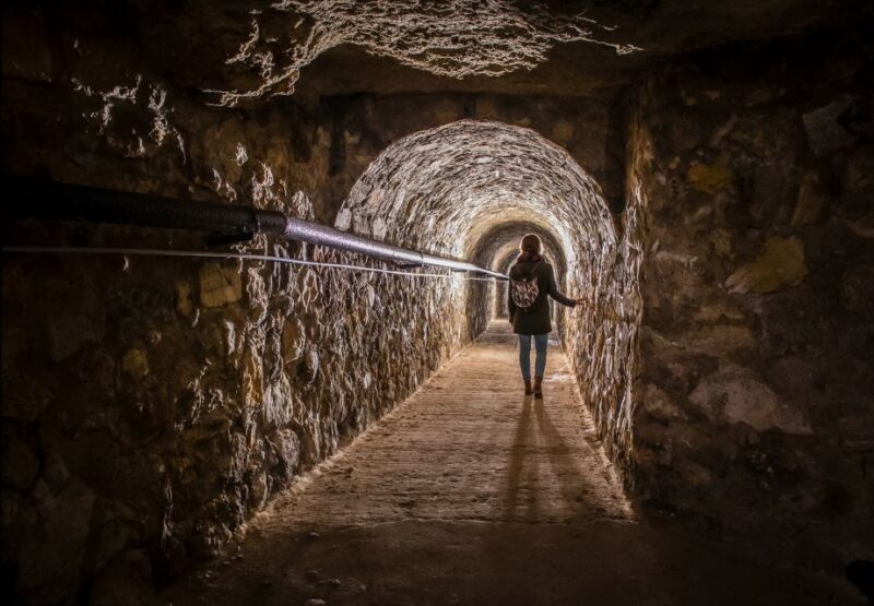 Budapest: Buda Castle Cave Tour - Key Points