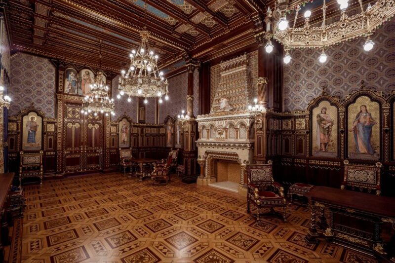 Budapest: Buda Castle Walk with Saint Stephen's Hall - The Experience Through Reviewers’ Eyes