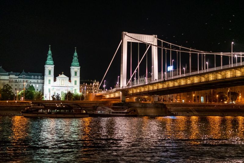 Budapest: Candlelit Dinner River Cruise with Live Music - Glide past Buda Castle, Gellért Hill, and the big skyline views