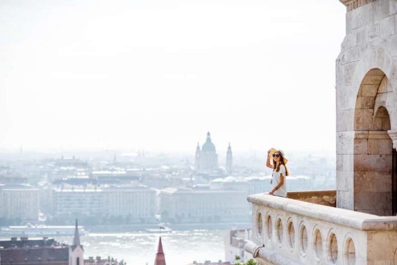 Budapest: Castle Hill Photoshoot with Private Photographer - Practical Tips for Your Photoshoot