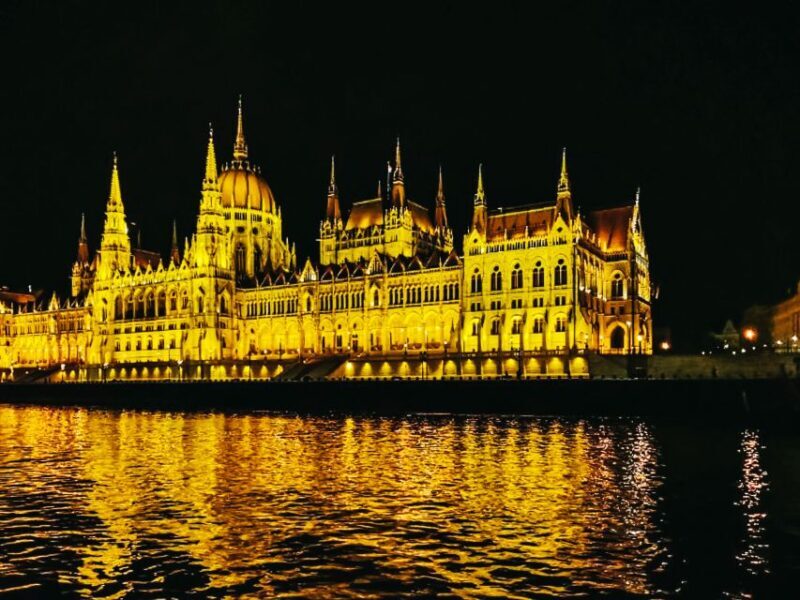 Budapest: City Highlights Sightseeing Cruise - The Sum Up