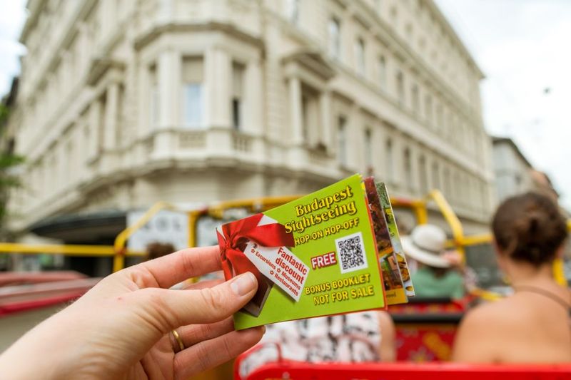 Budapest: City Sightseeing Hop-On Hop-Off Bus Tour & Extras - Finding the Bus: Meeting Point and Getting on Smoothly