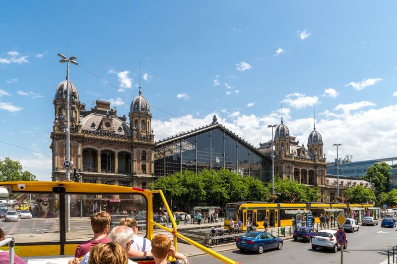 Budapest: City Sightseeing Hop-On Hop-Off Bus Tour & Extras - The 20 Red Route Stops: How to Use Them Like a Local