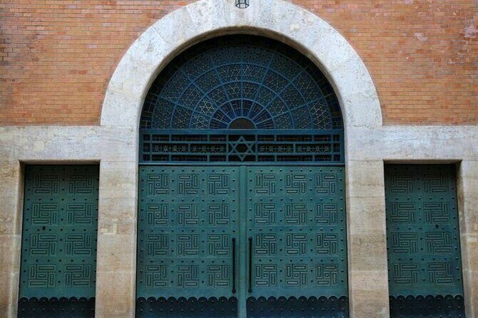 Budapest City Walk in Jewish Quarter - The Experience from the Reviews