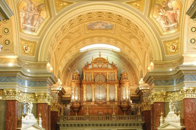 Budapest: Classical Music Concerts in St Stephen's Basilica - Key Points