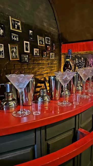 Budapest: Cocktail Tasting with Unique & Delicious Cocktails - Who Would Love This?