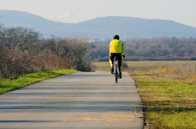 Budapest: Cycling day-trip to Etyek with wine tasting & meal - A Slow and Scenic Ride through the Etyek Vineyards