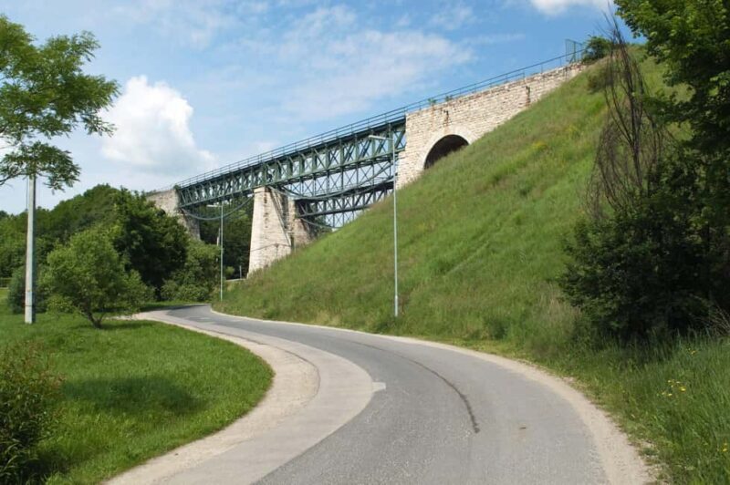 Budapest: Cycling day-trip to Etyek with wine tasting & meal - Authenticity and Real Traveler Feedback