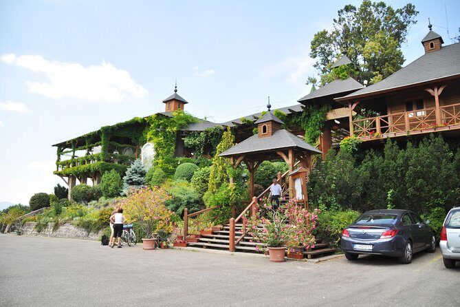 Budapest Danube Bend Full Day Tour with Lunch - Who Should Consider This Tour?