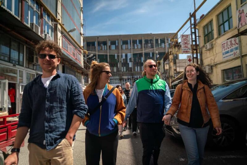 Budapest: District 8 Crime and Culture Walking Tour - Key Points