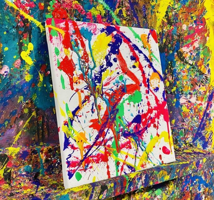 Budapest: Fröcsköl Splashing Room Entry Ticket - What to Expect at the Fröcsköl Splashing Room