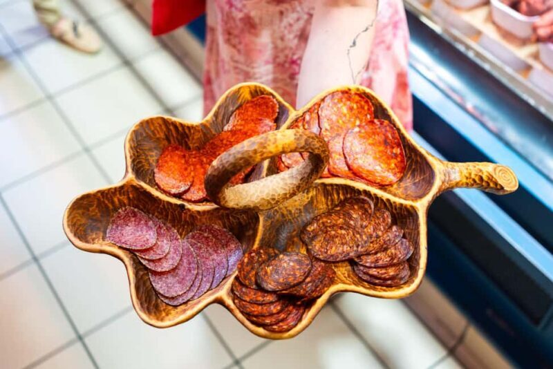 Budapest: Grand Market Tasting Tour with Local Guide - Who Should Consider This Tour?