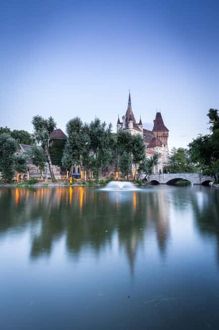 Budapest: Grand Private Driving Tour with Photo Stops - Who Should Consider This Tour?