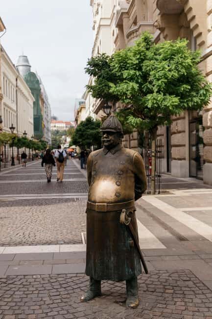 Budapest: Great City Centre Tour & Folk Music Performance - Practical Details and Tips