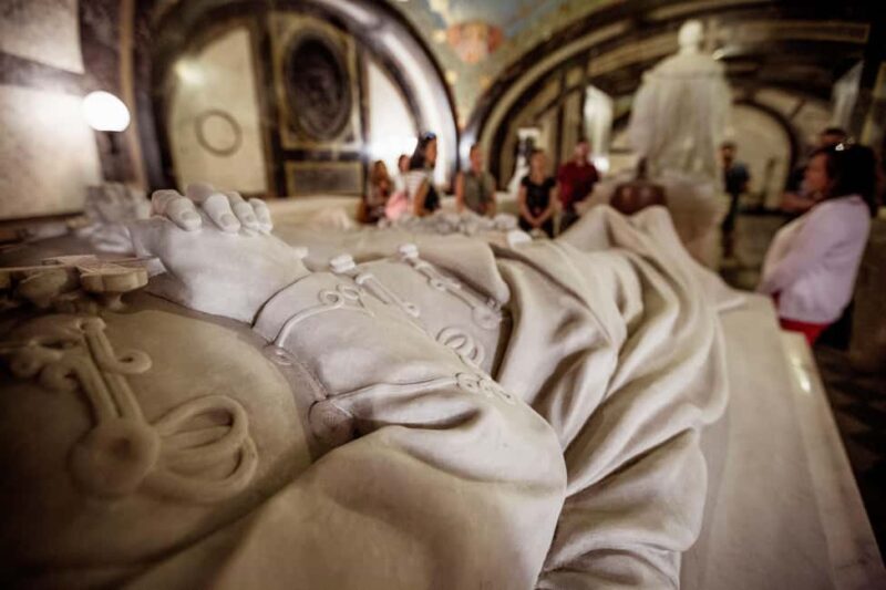 Budapest: Habsburg Palatine Crypt Guided Tour - Who Should Consider This Tour?