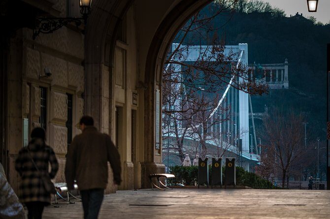 Budapest Highlights Self guided scavenger hunt and Walking Tour - Who Should Consider This Experience?