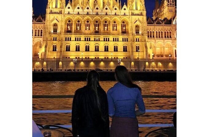 Budapest Highlights Sightseeing Cruise - The Experience: Pros and Cons